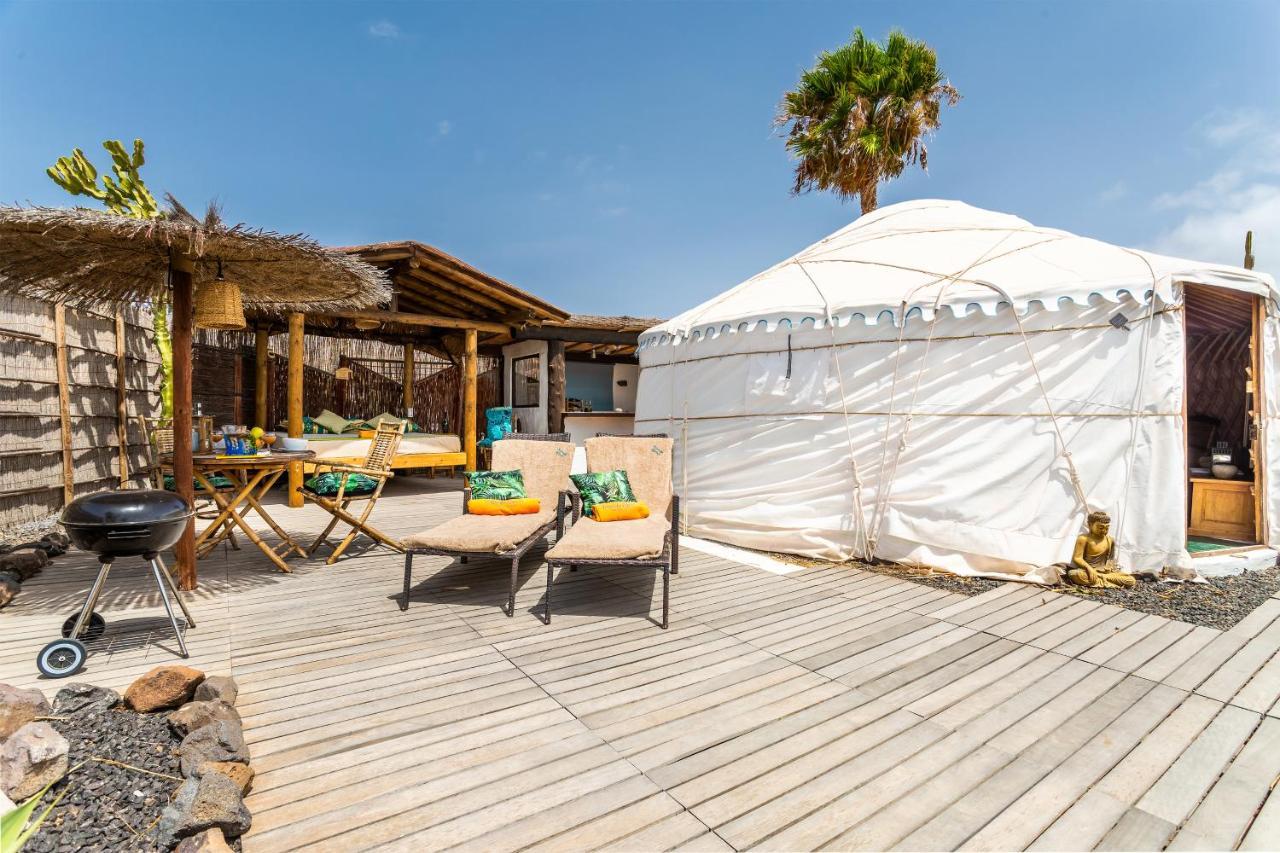 HOTEL ECO VILLAGE FINCA DE ARRIETA YURTS AND STONE COTTAGES SHARED POOL WALKING DISTANCE TO ARRIETA BEACH TABAYESCO Spanien von 86 HOTEL MIX